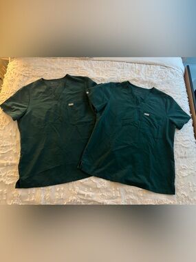 Figs Green Women Neck Scrub Tops - Pair